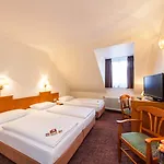 Ahl Meerkatzen Hotel
