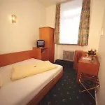 Ahl Meerkatzen Hotel