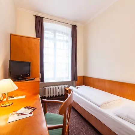 ホテル Ahl Meerkatzen 3*