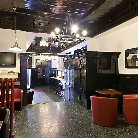 Ahl Meerkatzen Hotel 3*