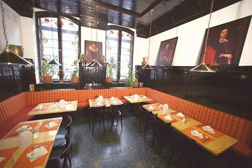 Ahl Meerkatzen 3* Kolonia