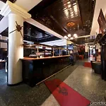 Hotel Ahl Meerkatzen 3*