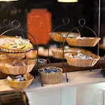Ahl Meerkatzen Hotel 3*