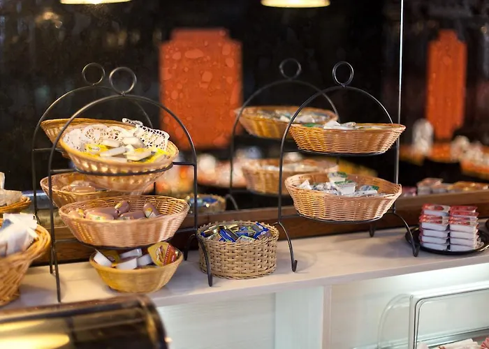 Ahl Meerkatzen Hotel 3*